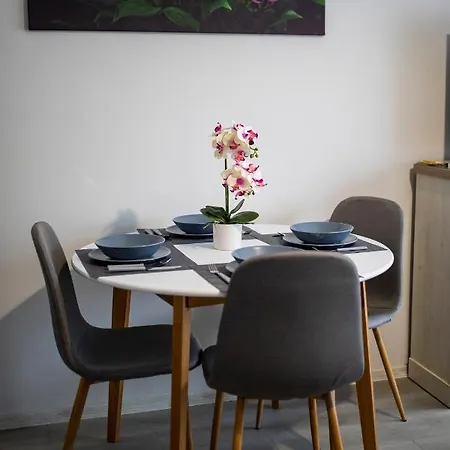 Csipke Apartment *